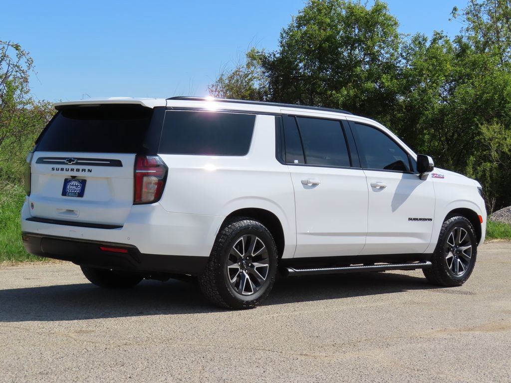 Used 2021 Chevrolet Suburban Z71 w/ Z71 Off-Road Package AWD/4WD image 3