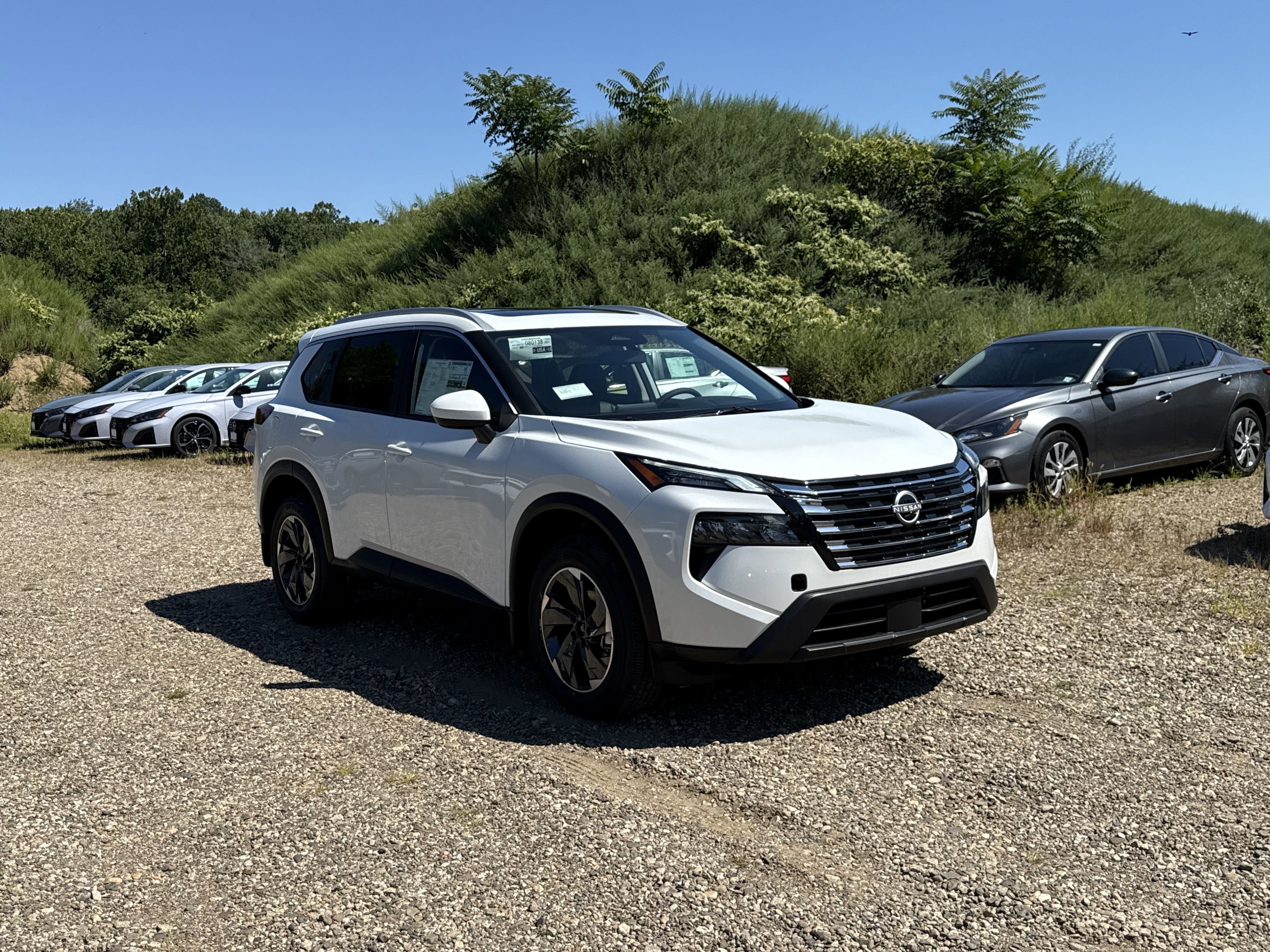 New 2026 Nissan Rogue SV image 2