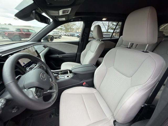 Used 2026 Lexus TX 350 FWD w/ Technology Package image 15