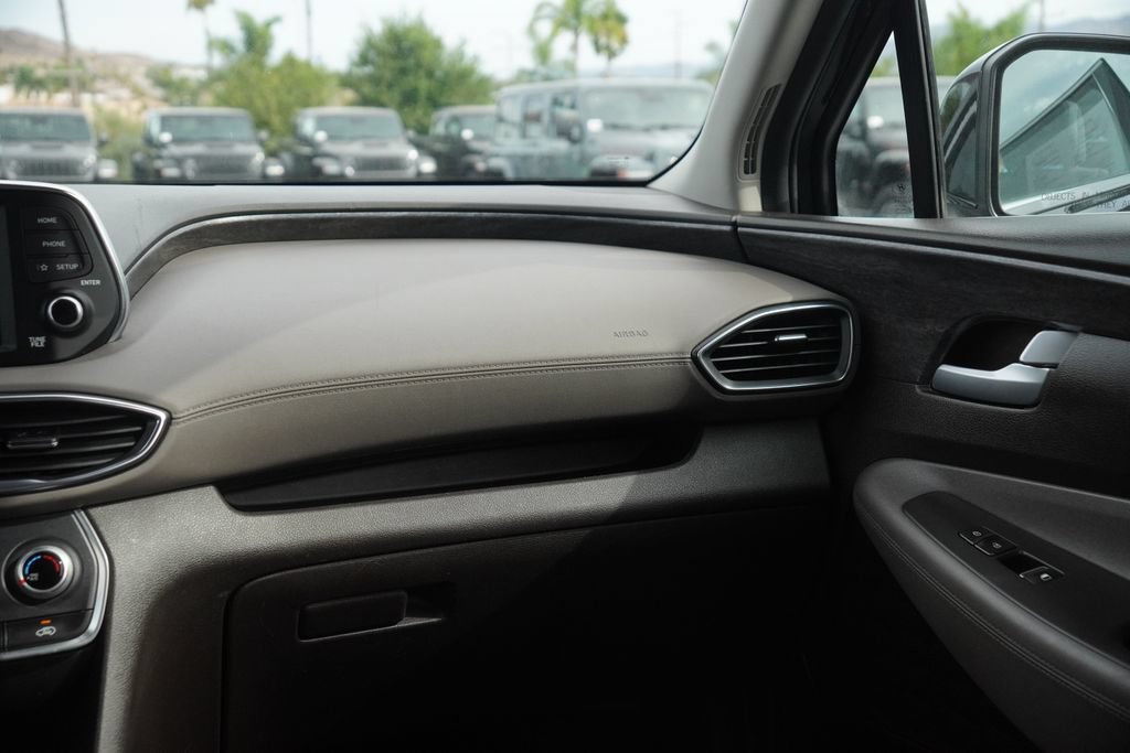 Used 2020 Hyundai Santa Fe SE FWD image 36