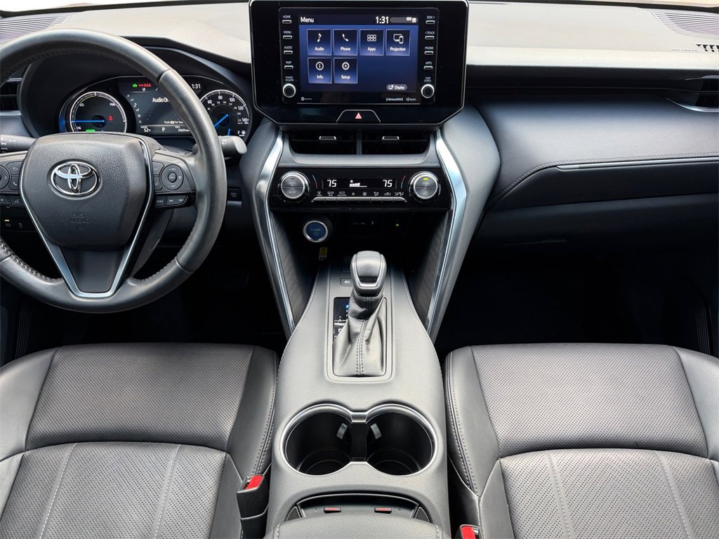 Used 2021 Toyota Venza XLE image 26