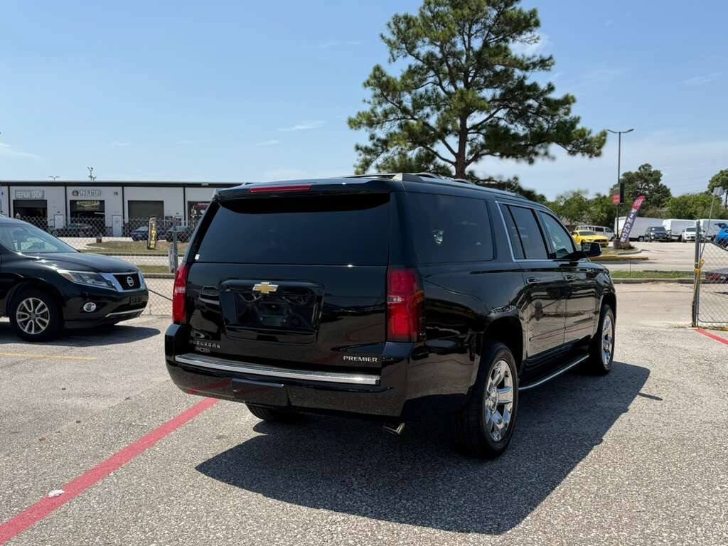 Used 2019 Chevrolet Suburban Premier RWD image 11