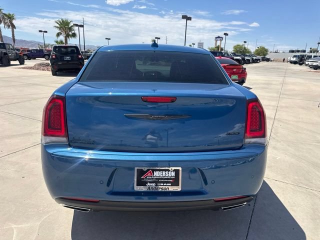 Certified 2021 Chrysler 300 Touring L RWD image 4