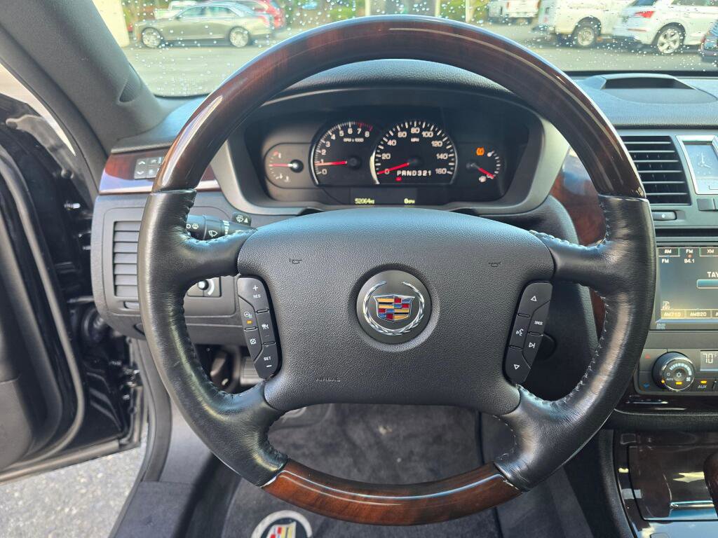 Used 2007 Cadillac DTS Performance image 14