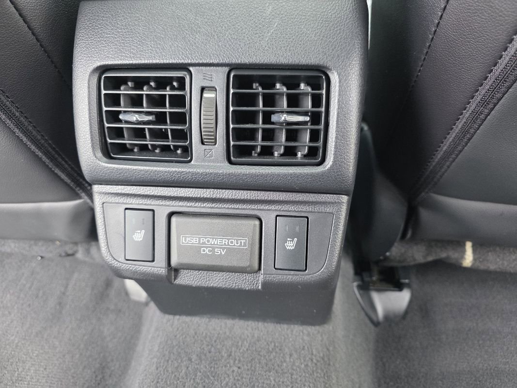 Used 2018 Subaru Outback 2.5i Limited image 18