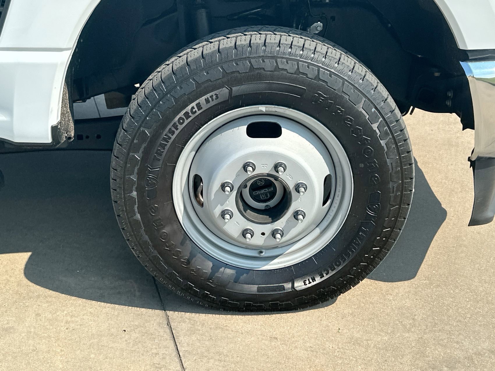 Used 2024 Ford F350 XLT image 10