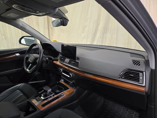 Used 2023 Audi Q5 2.0T Premium Plus w/ Premium Plus Package AWD/4WD image 39