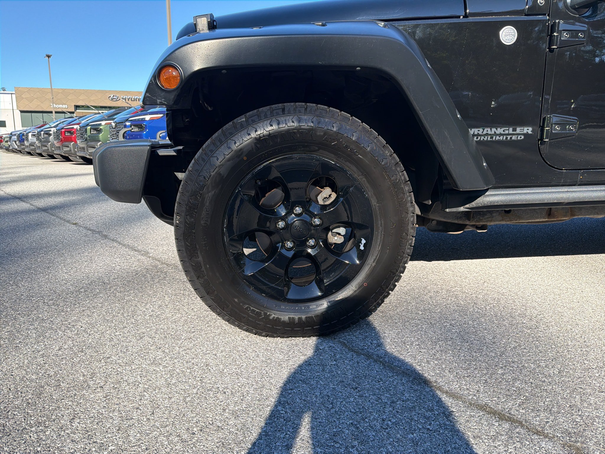 Used 2015 Jeep Wrangler Unlimited Sahara AWD/4WD image 6