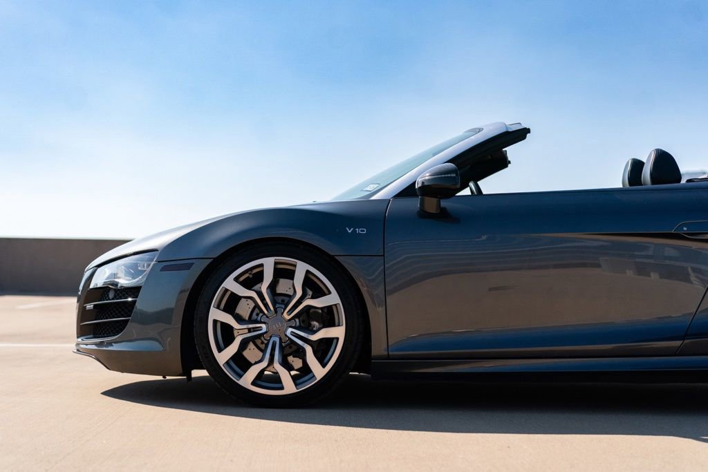 Used 2012 Audi R8 V10 AWD/4WD image 9