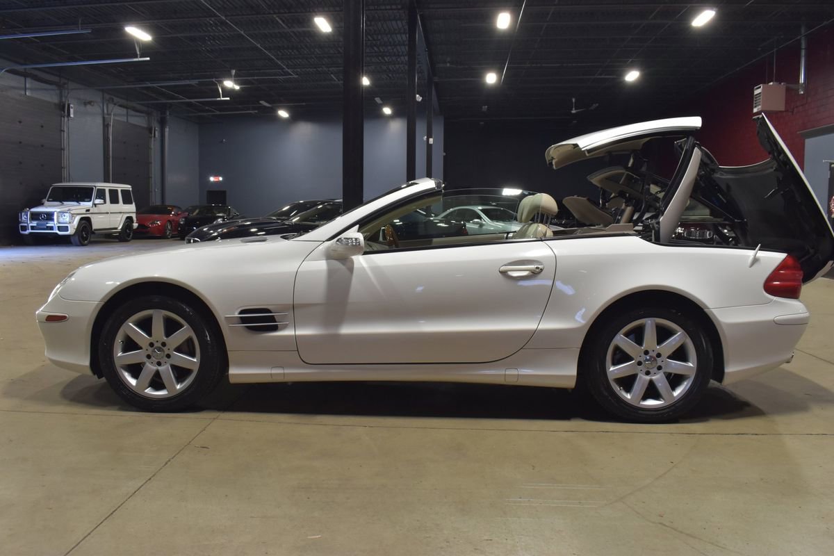 Used 2004 Mercedes-Benz SL 500 w/ Comfort Pkg image 16