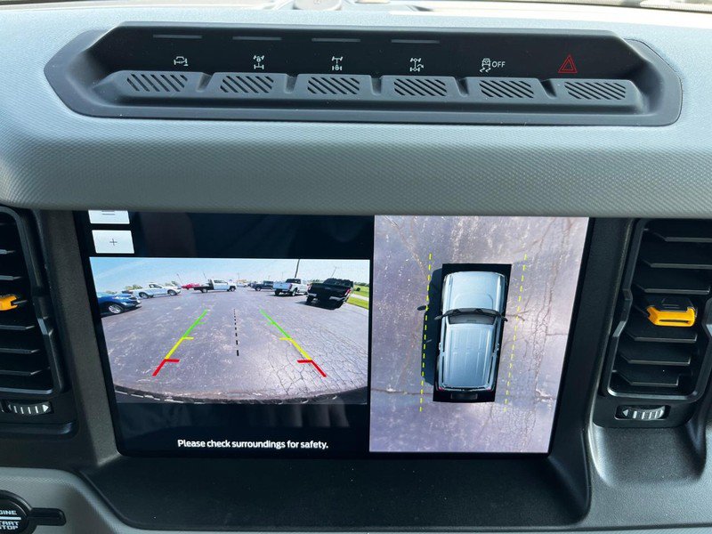 Used 2023 Ford Bronco Badlands image 21