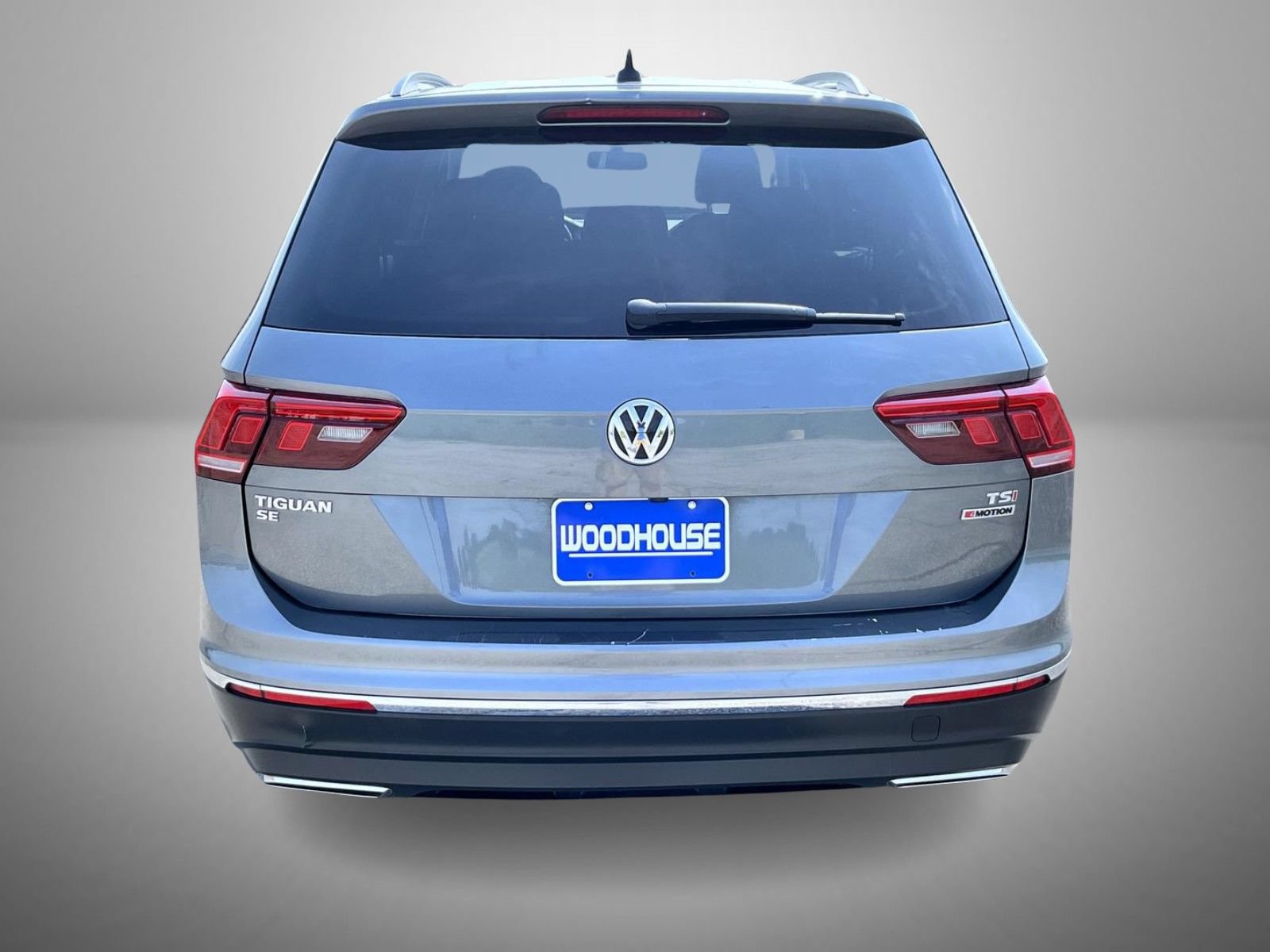 Used 2018 Volkswagen Tiguan SE w/ 3rd Row Seat Package AWD/4WD image 6