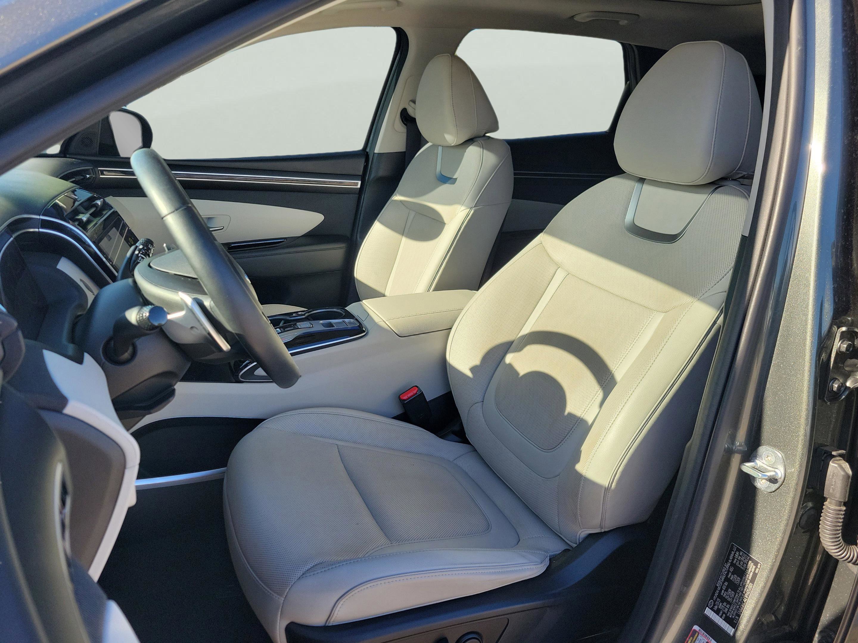 Certified 2023 Hyundai Tucson Limited image 17