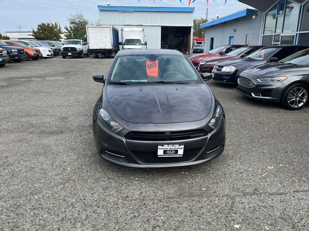Used 2015 Dodge Dart SXT image 2
