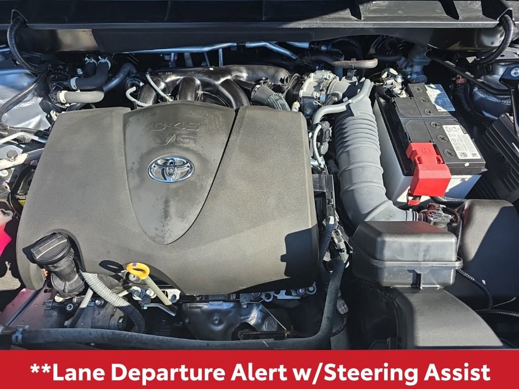 Used 2022 Toyota Highlander XLE image 12