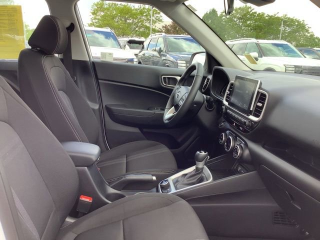 Certified 2026 Hyundai Venue SEL FWD image 26
