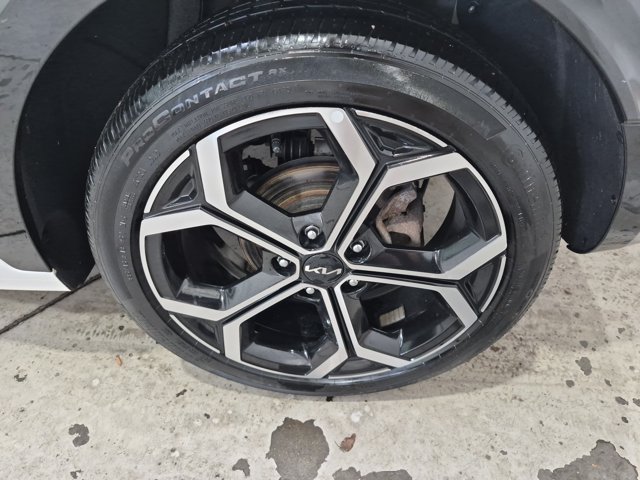Certified 2024 Kia Niro EX Touring FWD image 30
