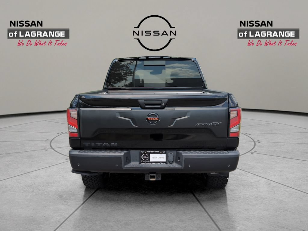 Used 2021 Nissan Titan PRO-4X w/ Pro-4x Convenience Package AWD/4WD image 8
