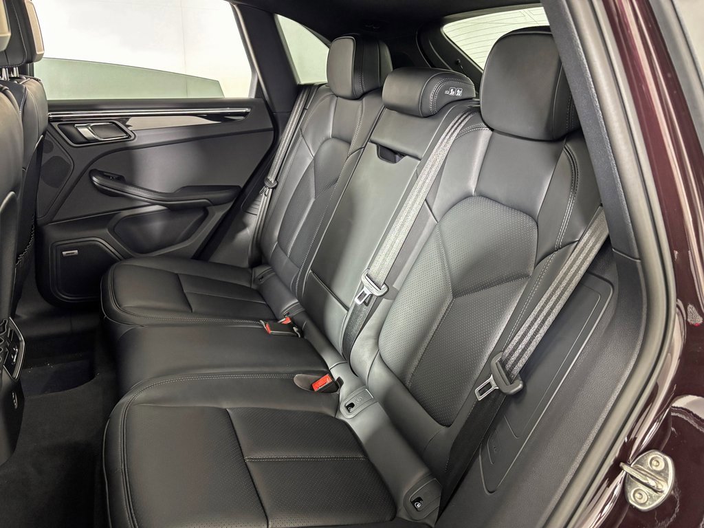 New 2026 Porsche Macan image 34