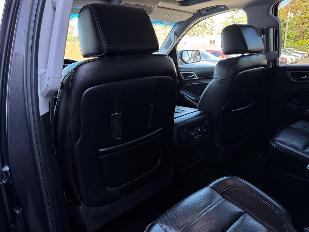 Used 2016 GMC Yukon Denali w/ Open Road Package AWD/4WD image 14