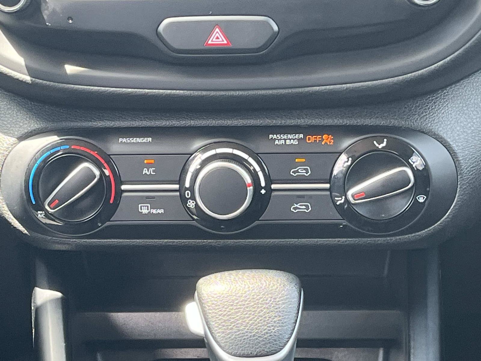 Used 2023 Kia Soul LX w/ Option Group 015 FWD image 12