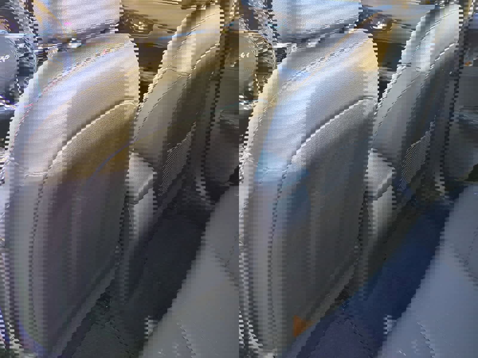 Used 2023 Kia Forte GT-Line w/ GT-Line Premium Package image 18