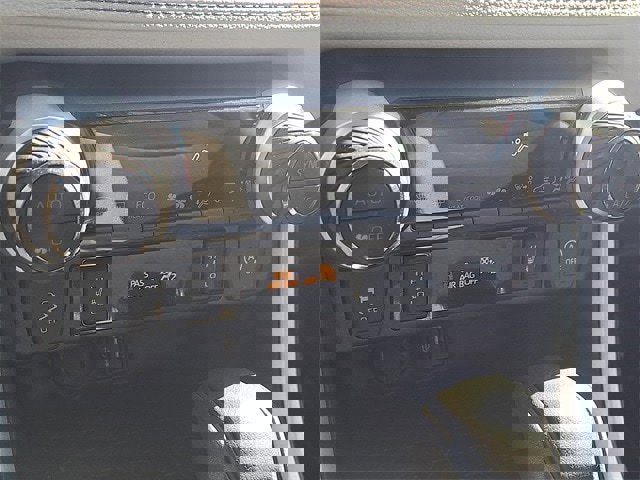 Used 2023 Toyota RAV4 XLE image 23