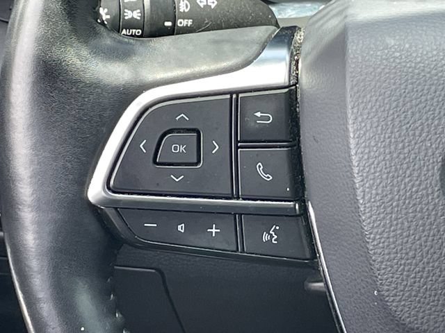 Used 2021 Toyota Highlander Platinum AWD/4WD image 13