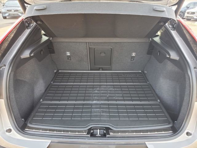 Used 2023 Volvo C40 P8 Recharge Ultimate w/ Protection Package Premier AWD/4WD image 35