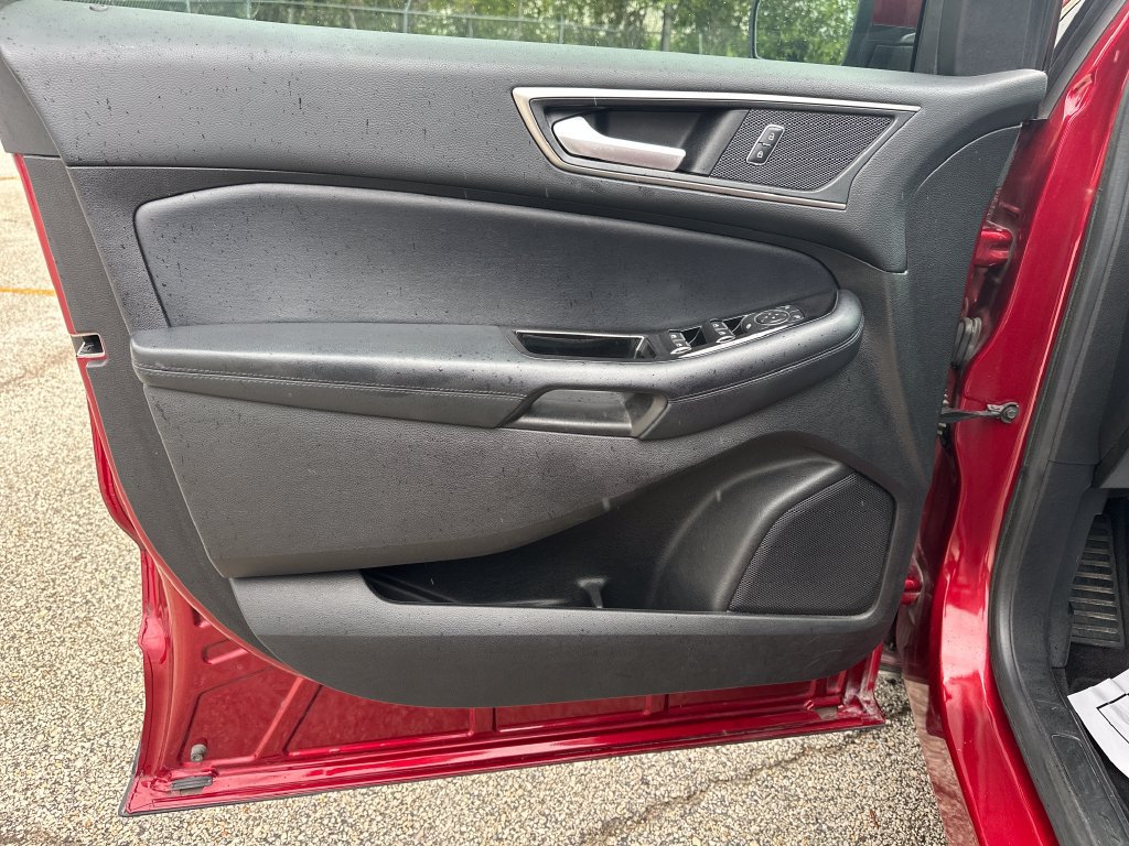 Used 2017 Ford Edge SEL w/ Equipment Group 201A FWD image 22
