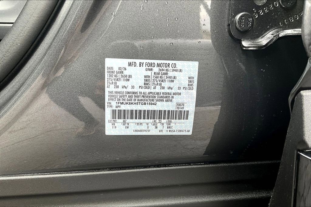 New 2026 Ford Explorer ST-Line w/ ST-Line Street Pack image 8