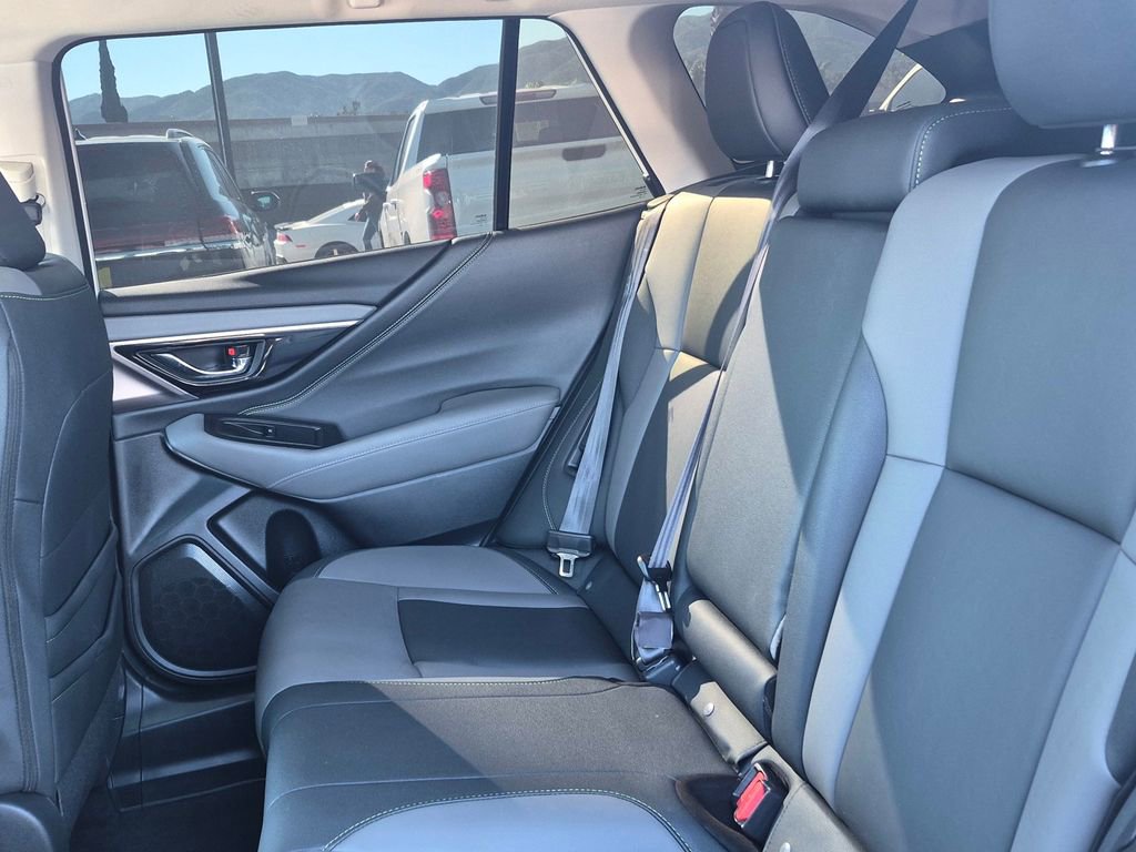 Used 2023 Subaru Outback Onyx Edition w/ Popular Package #2 image 14