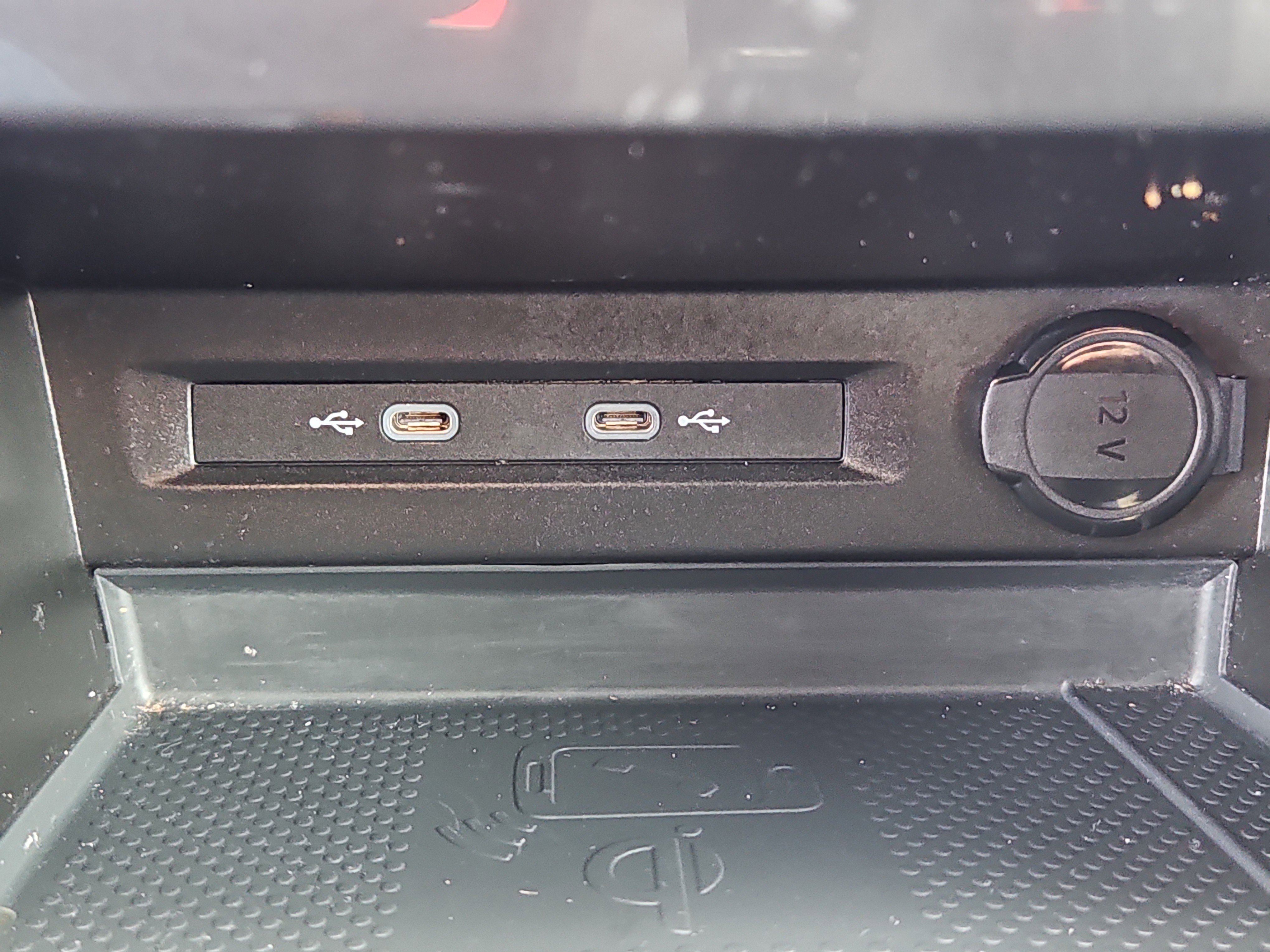 Certified 2022 Volkswagen Tiguan SE image 11