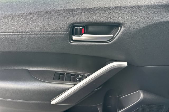 Certified 2025 Toyota Corolla Cross XLE FWD image 14