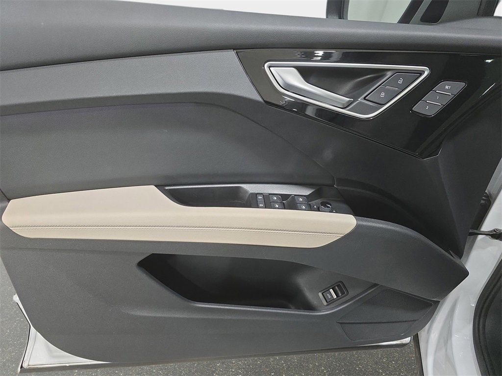 Certified 2023 Audi Q4 e-tron Premium Plus w/ Premium Plus image 26