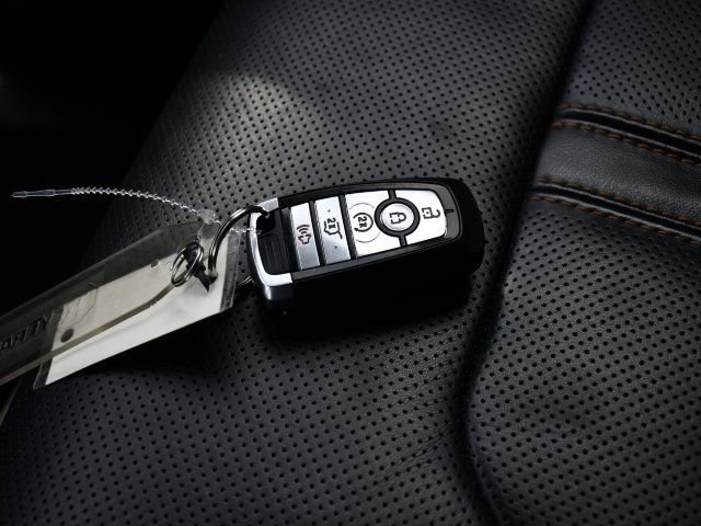 Used 2022 Ford Expedition Max Platinum AWD/4WD image 14