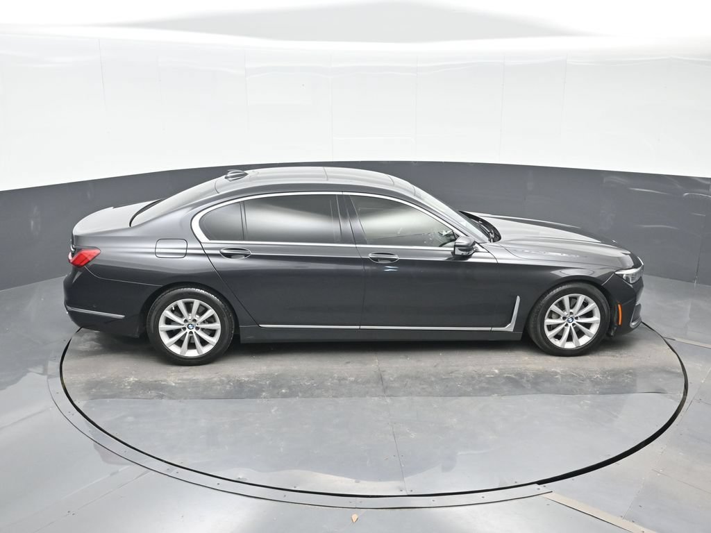 Used 2021 BMW 740i w/ Premium Package RWD image 23