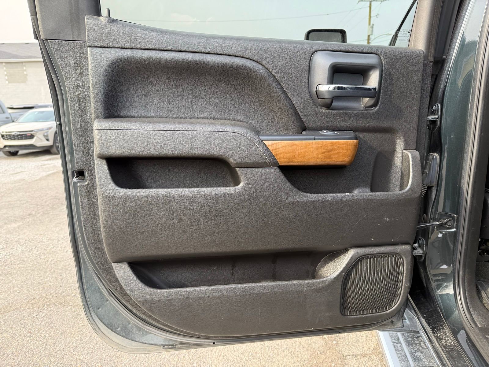 Used 2017 Chevrolet Silverado 2500 LTZ w/ Duramax Plus Package image 22