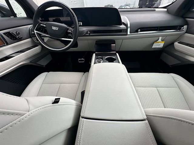 New 2026 Cadillac Vistiq Luxury image 17