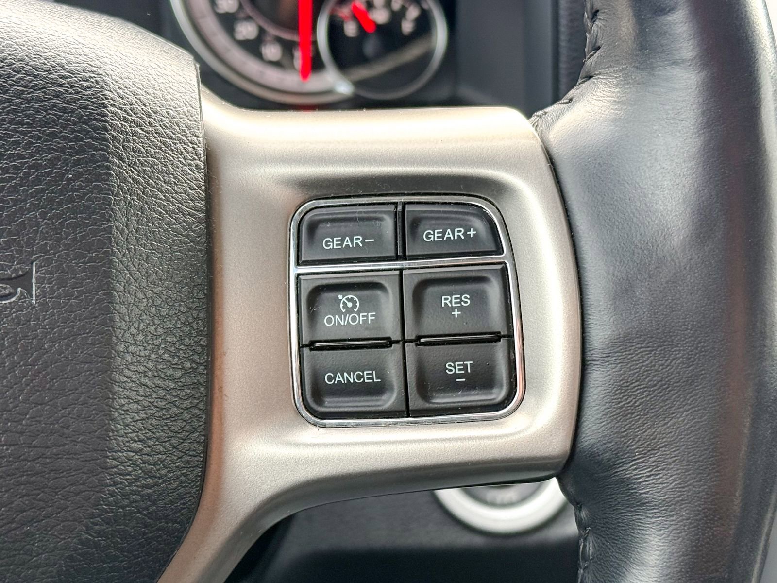 Used 2017 RAM 1500 Laramie w/ Convenience Group image 25