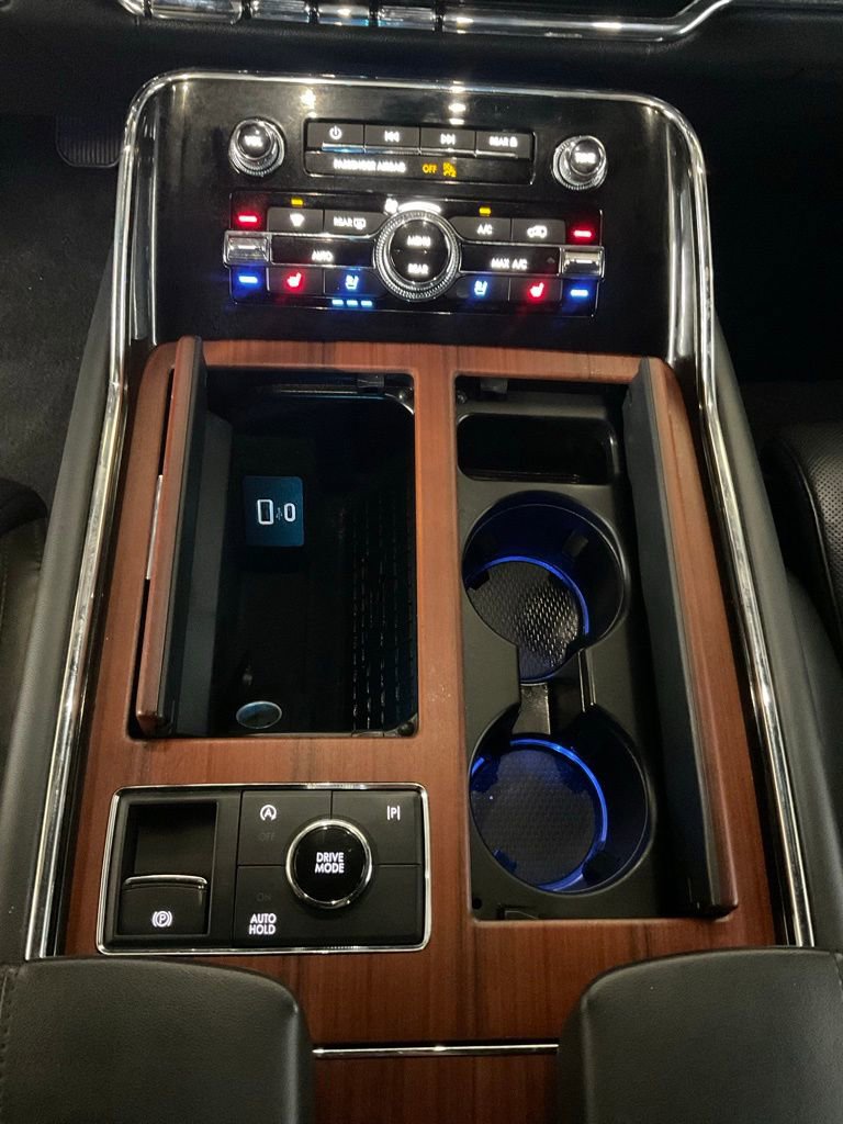 Used 2023 Lincoln Navigator Reserve AWD/4WD image 29