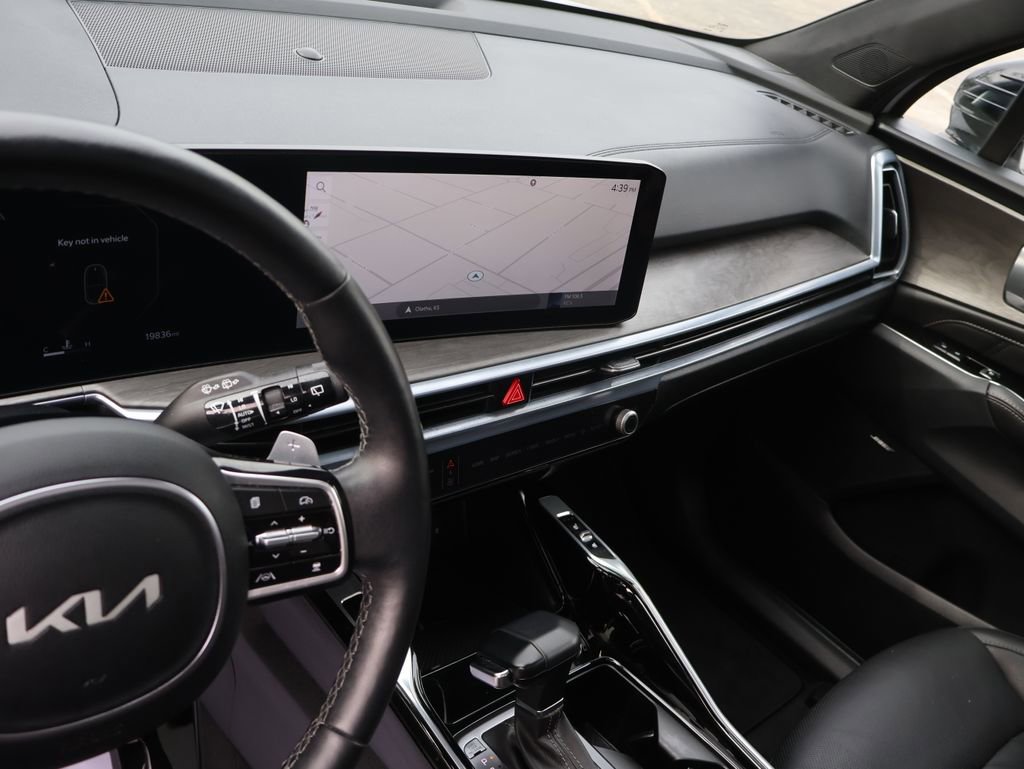 Used 2024 Kia Sorento SX Prestige AWD/4WD image 26