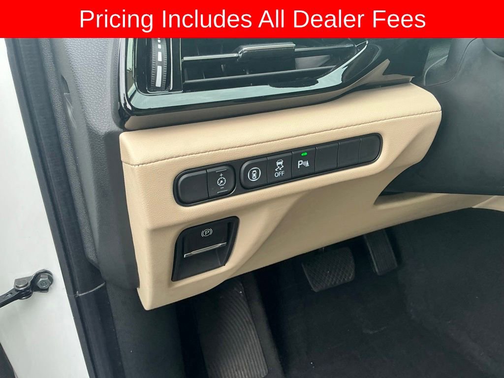 Certified 2024 Acura MDX SH-AWD w/ Technology Package image 11