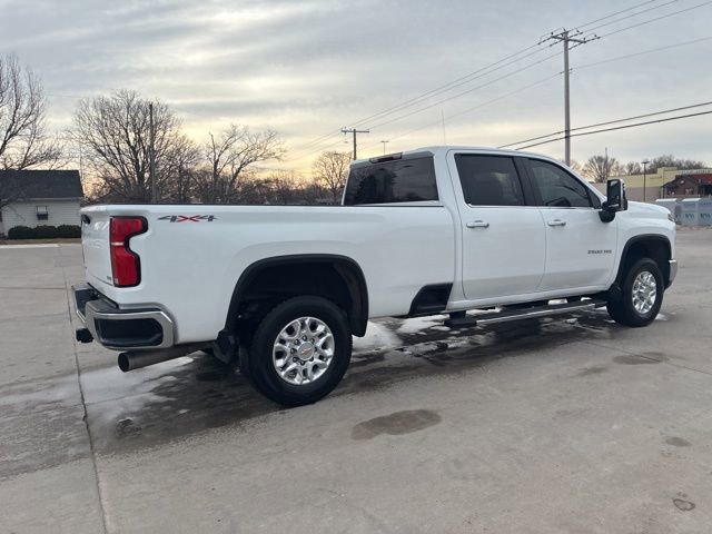 Used 2025 Chevrolet Silverado 3500 LTZ image 8