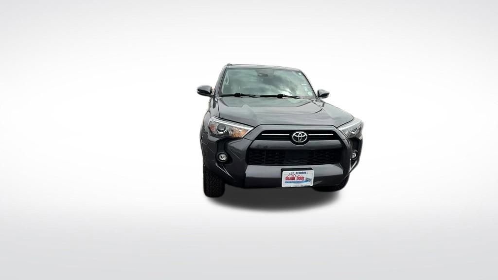 Used 2022 Toyota 4Runner SR5 Premium image 8