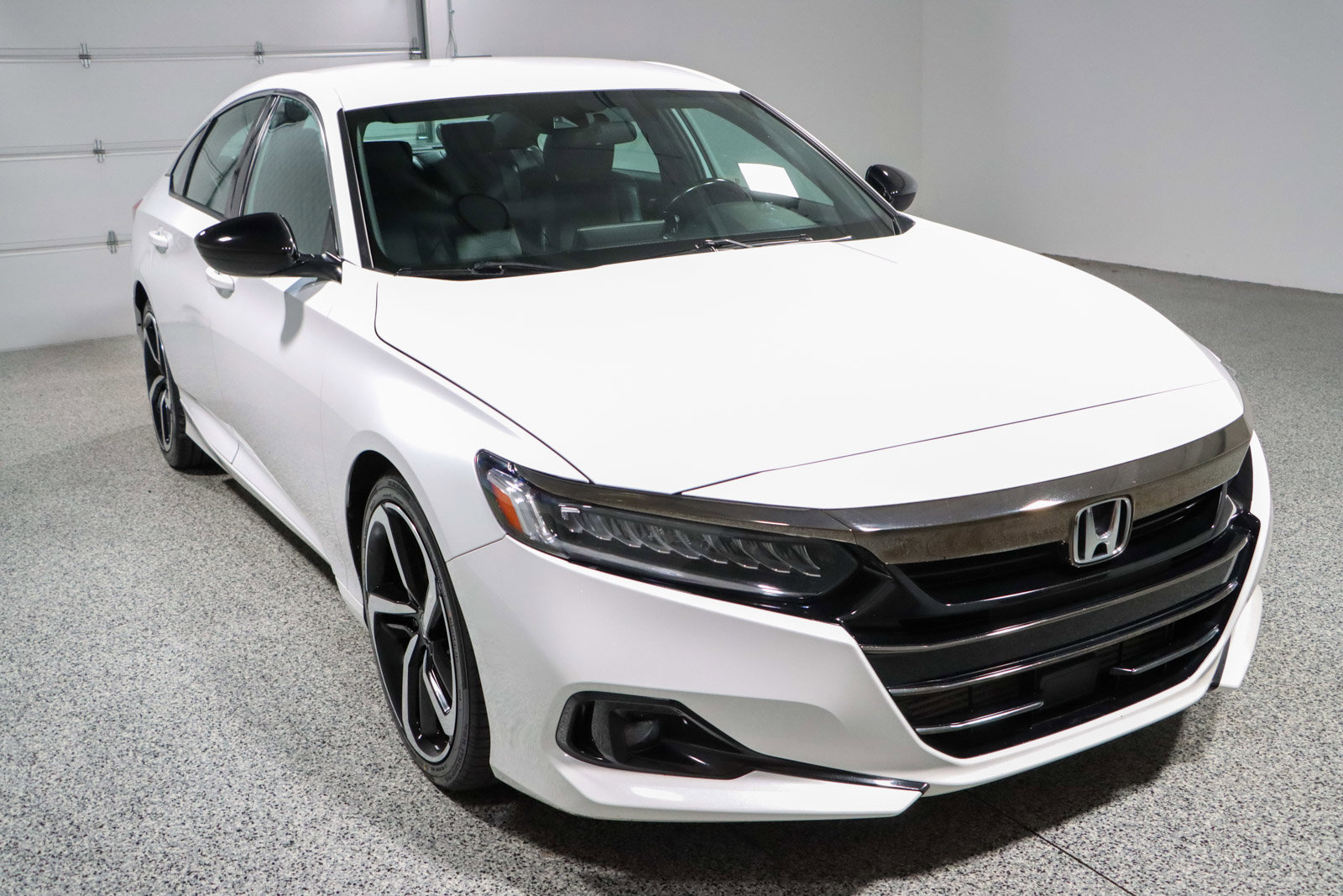 Used 2022 Honda Accord Sport image 5