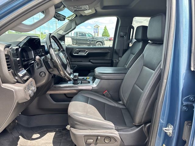 Certified 2024 Chevrolet Silverado 1500 LTZ w/ Technology Package AWD/4WD image 9