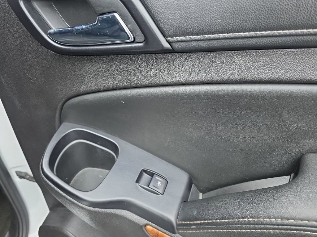 Used 2017 Chevrolet Suburban Premier image 41