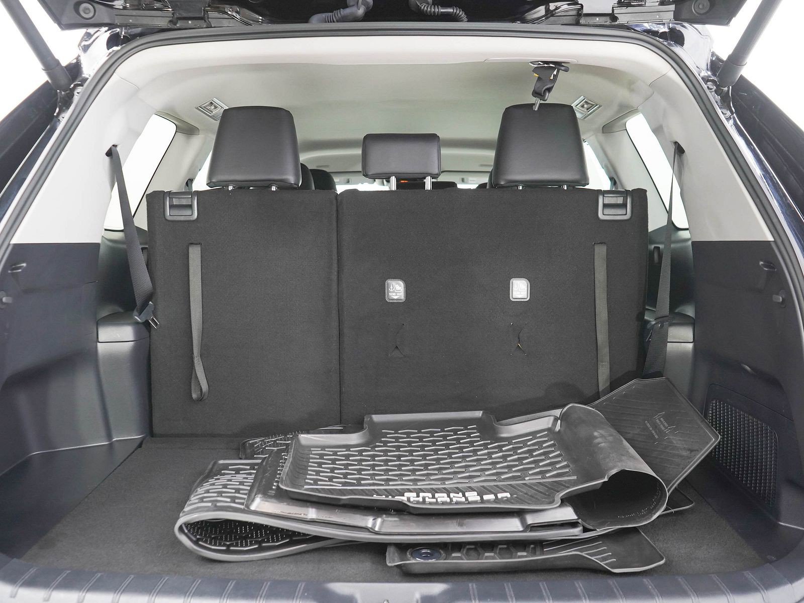 Used 2025 Toyota Grand Highlander AWD image 9