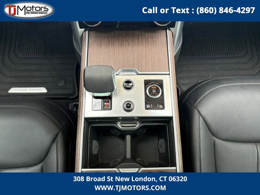 Used 2023 Land Rover Range Rover SE image 18